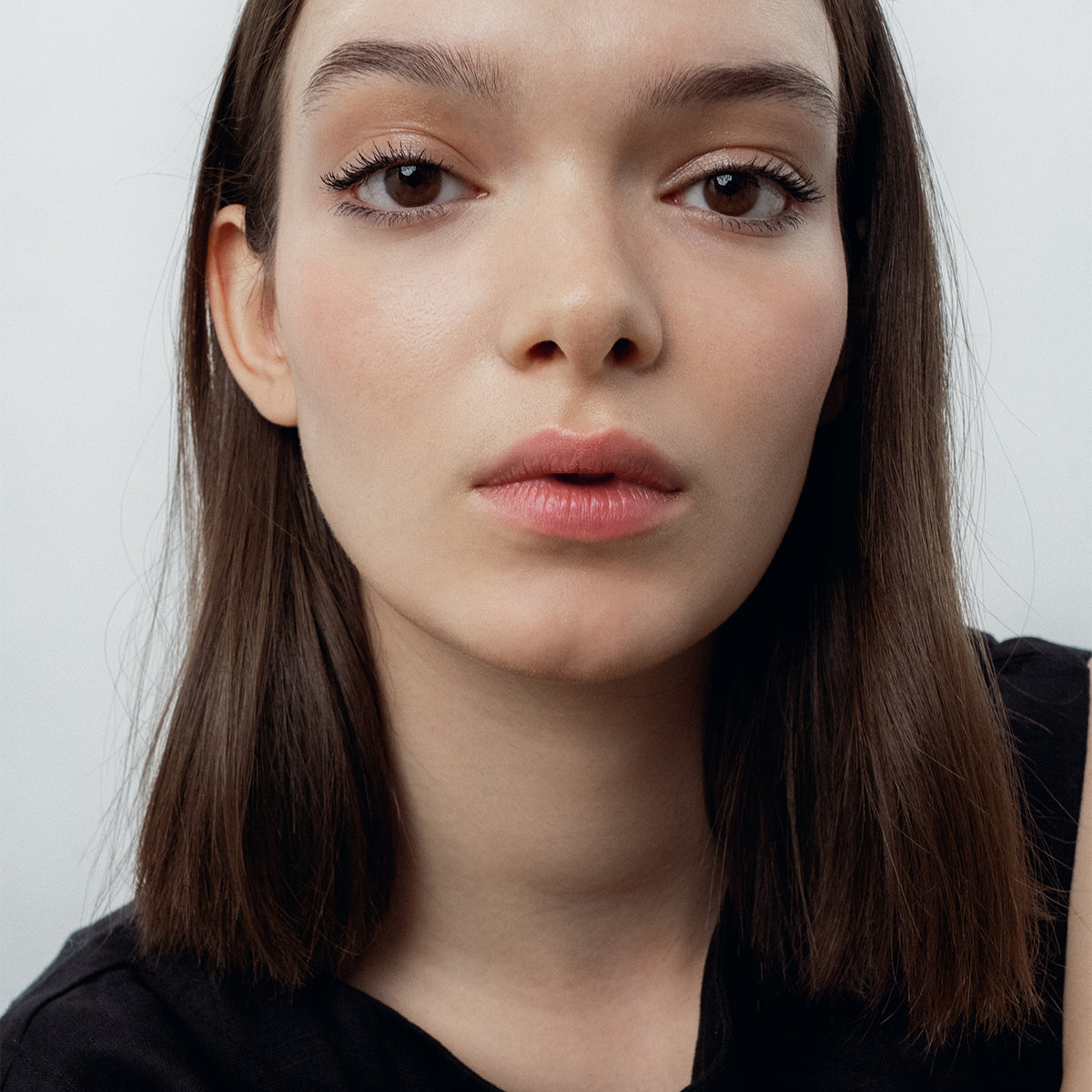 Serum Mascara 1% Pea Peptides + Castor Oil — Typology